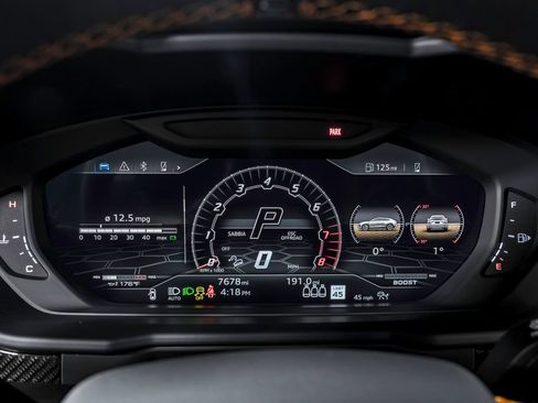 Used 2022 Lamborghini Urus AWD/4WD image 62