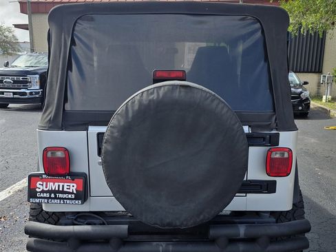 Used 2005 Jeep Wrangler X w/ Tire & Wheel Group (Ecco) AWD/4WD image 4