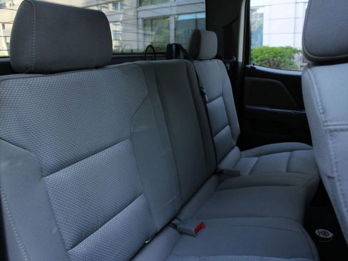 Used 2018 Chevrolet Silverado 1500 Custom w/ Rally 1 Edition RWD image 18