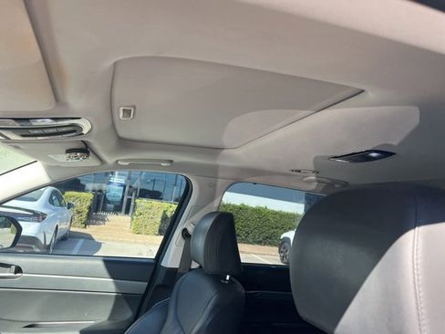 Used 2023 Hyundai Palisade SEL w/ Premium Package image 10