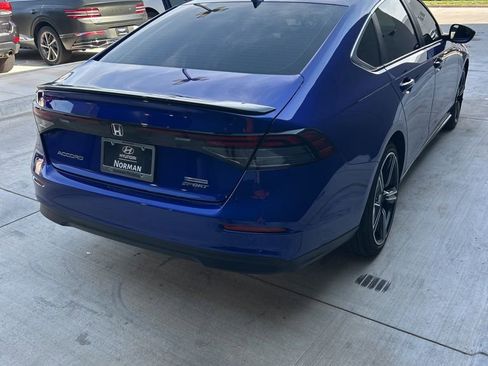 Used 2025 Honda Accord Sport image 4