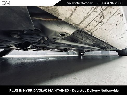 Used 2019 Volvo S90 T8 Inscription w/ Advanced Package AWD/4WD image 52