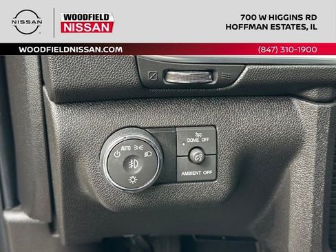 Used 2015 Chevrolet Traverse LT w/ Style and Technology Package FWD image 21