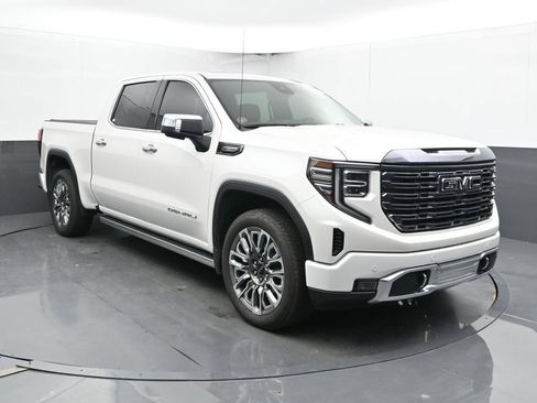 Used 2024 GMC Sierra 1500 Denali Ultimate AWD/4WD image 6