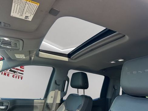 Used 2019 GMC Sierra 1500 Denali w/ Denali Ultimate Package AWD/4WD image 35