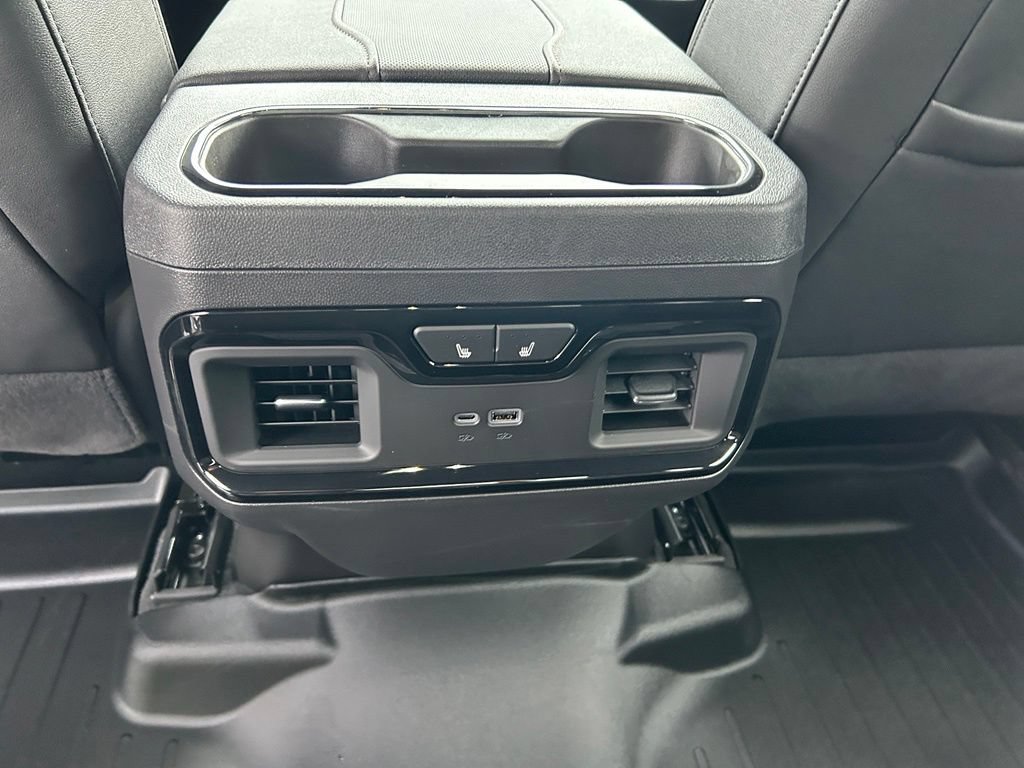 New 2026 GMC Sierra 1500 AT4 w/ Technology Package AWD/4WD image 70