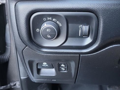 Used 2020 RAM 1500 Big Horn image 23