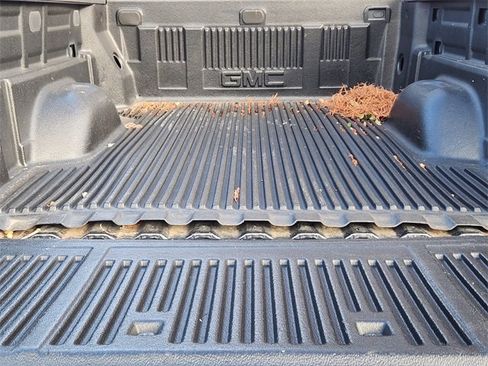 Used 2016 GMC Canyon SLT w/ Driver Alert Package image 32