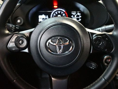 Used 2023 Toyota GR86 Premium RWD image 32