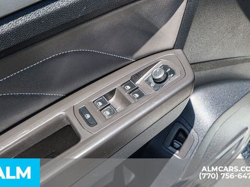 Used 2023 Volkswagen Atlas SEL Premium image 62