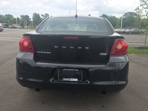 Used 2013 Dodge Avenger SXT FWD image 9