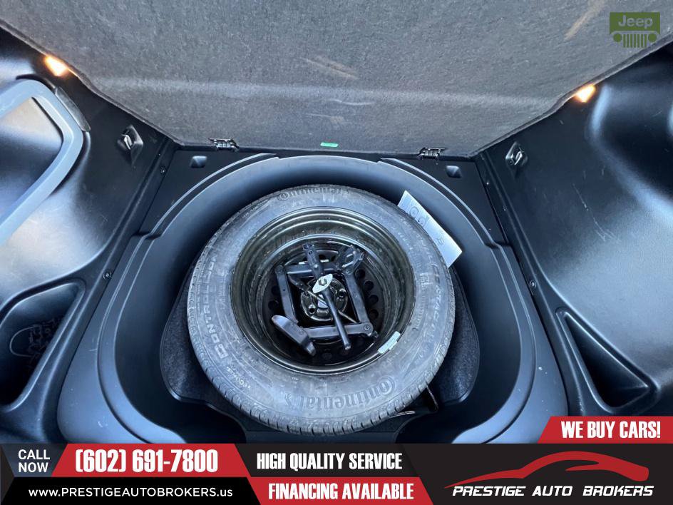Used 2015 Jeep Cherokee Latitude w/ Comfort/Convenience Group FWD image 51