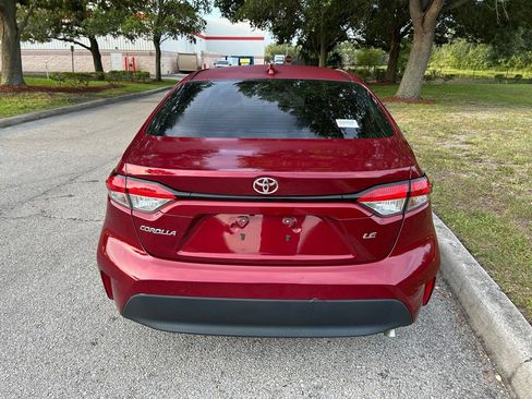 Used 2023 Toyota Corolla LE FWD image 5
