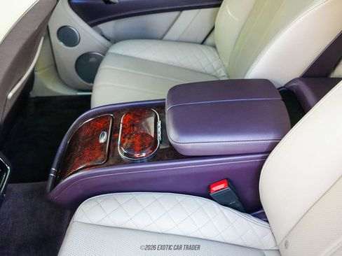 Used 2017 Bentley Bentayga image 61