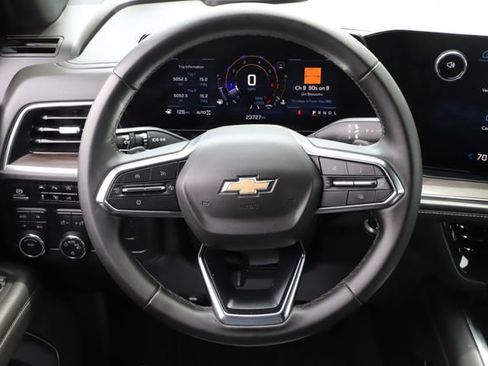Used 2025 Chevrolet Tahoe LT AWD/4WD image 25