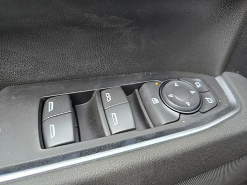 New 2026 GMC Sierra 2500 SLE w/ SLE Value Package; image 8