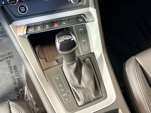 New 2025 Audi Q3 2.0T Premium image 14