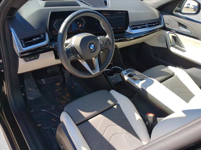 Used 2026 BMW X1 xDrive28i w/ Technology Package AWD/4WD image 11
