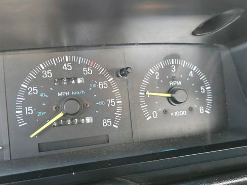 Used 1988 Ford F150 2WD Regular Cab image 23