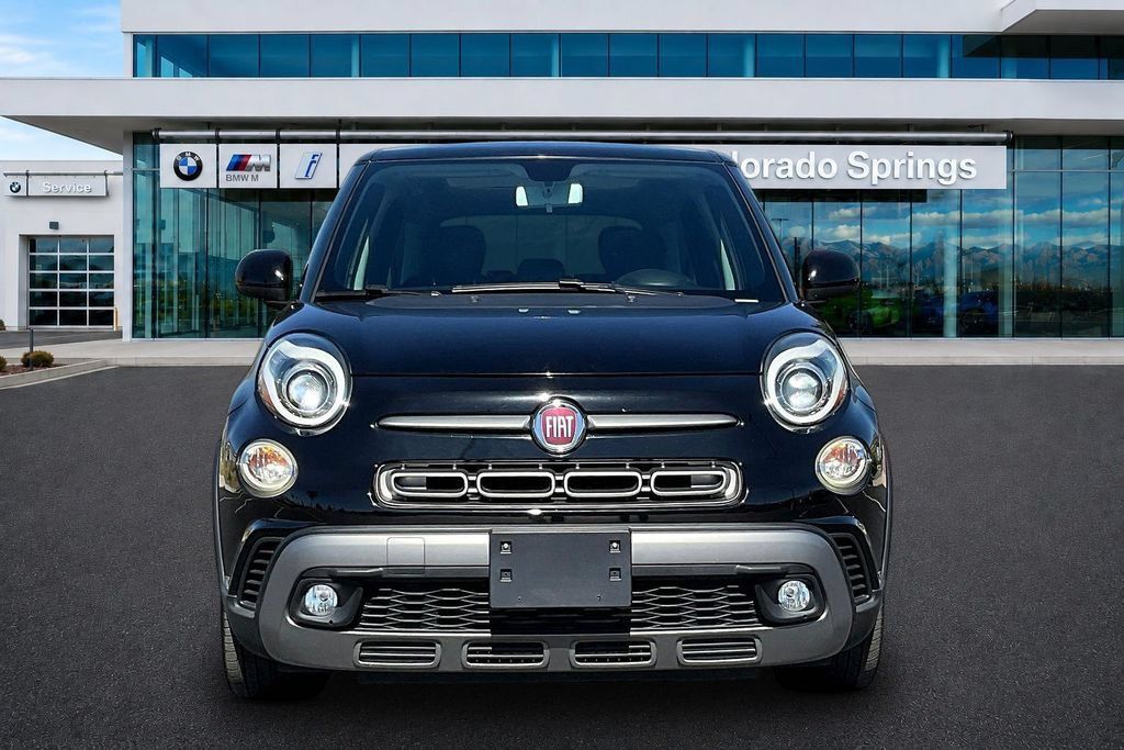 Used 2019 FIAT 500L Trekking FWD image 2