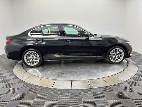 New 2026 BMW 330i xDrive Sedan w/ Convenience Package image 17