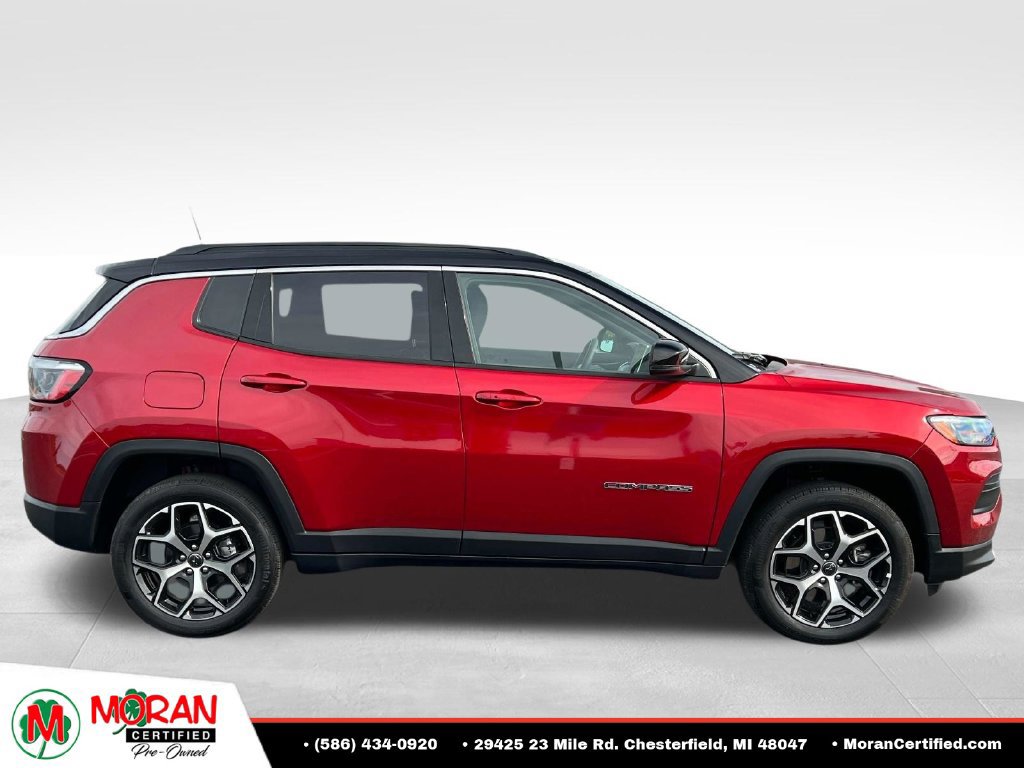 Used 2025 Jeep Compass Limited AWD/4WD image 6