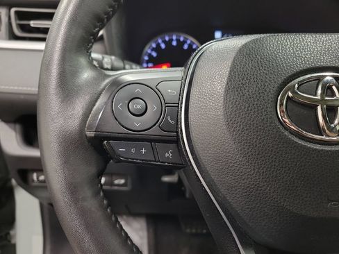 Used 2022 Toyota RAV4 XLE Premium AWD/4WD image 23