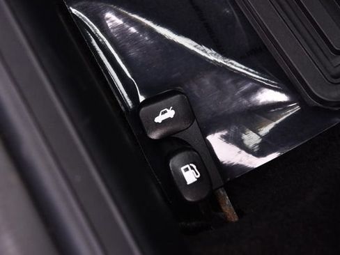 Used 2025 Kia K4 FWD image 22