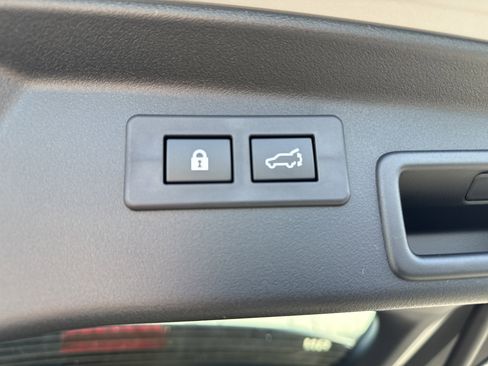New 2026 Subaru Outback Limited AWD/4WD image 8