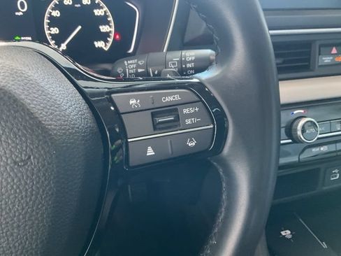 Certified 2025 Honda Pilot EX-L image 11