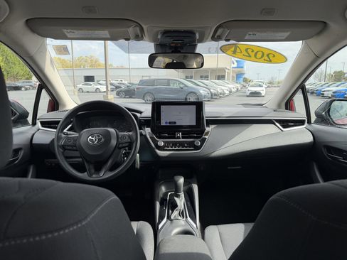 Used 2024 Toyota Corolla LE image 20