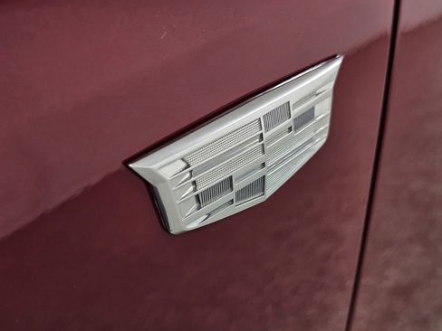 Used 2017 Cadillac XT5 Luxury w/ Driver Awareness Package image 30