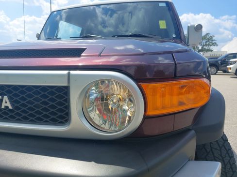 Used 2007 Toyota FJ Cruiser 4WD w/ Upgrade Pkg 1 image 28