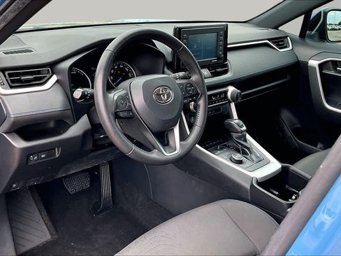 Used 2022 Toyota RAV4 SE AWD/4WD image 17