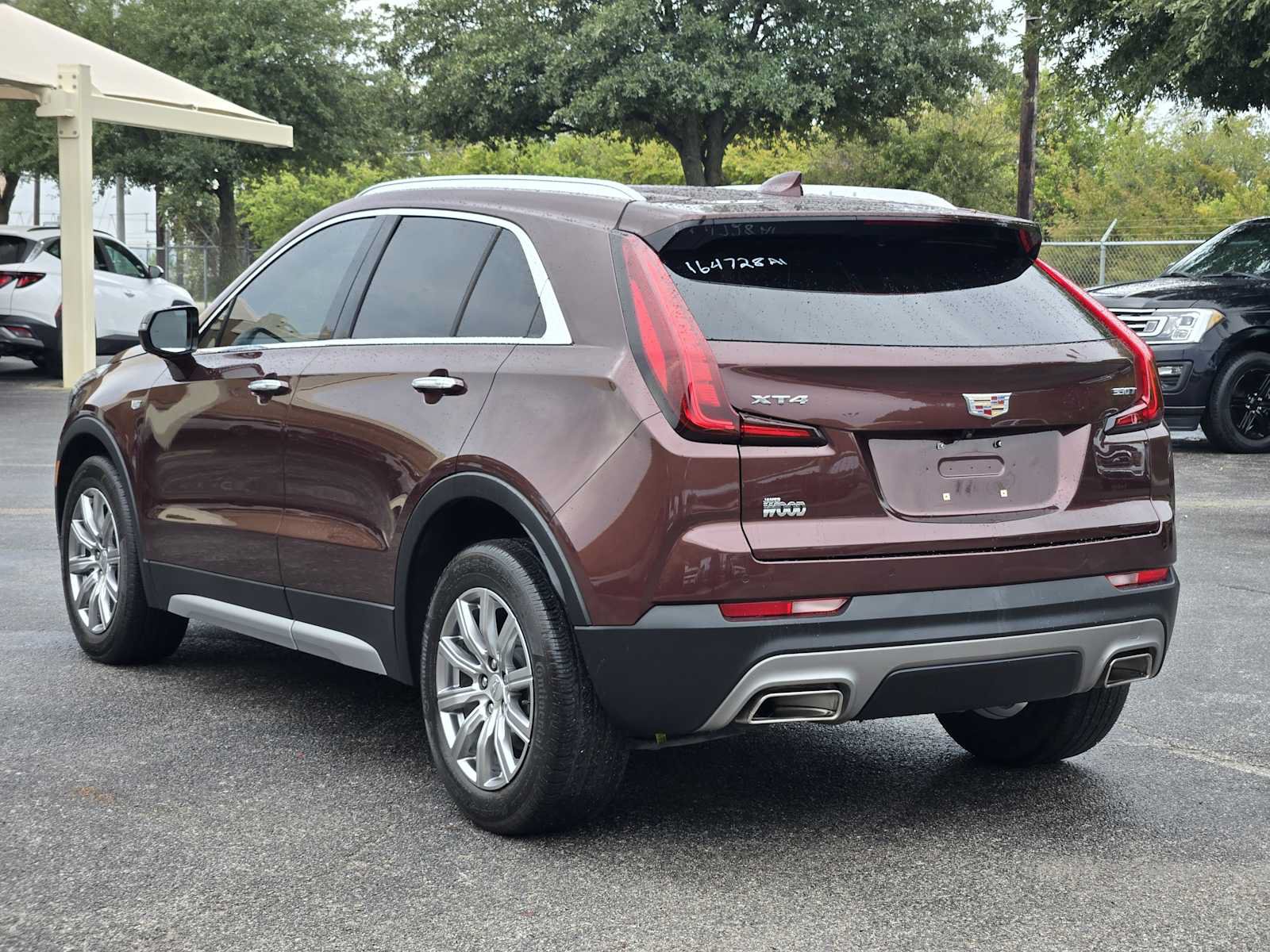Certified 2023 Cadillac XT4 Premium Luxury FWD image 5