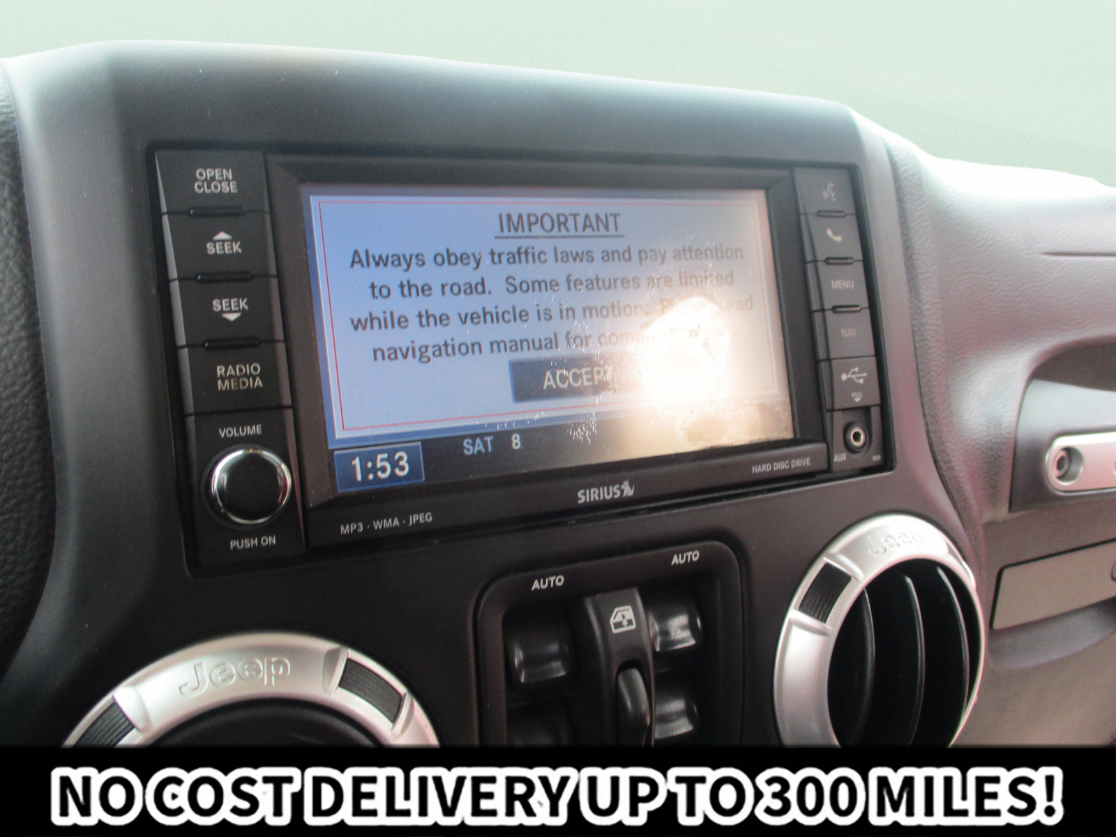 Used 2013 Jeep Wrangler Unlimited Sahara w/ Mopar Chrome Edition Group AWD/4WD image 26