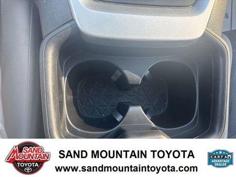 Used 2021 Toyota RAV4 XLE image 20
