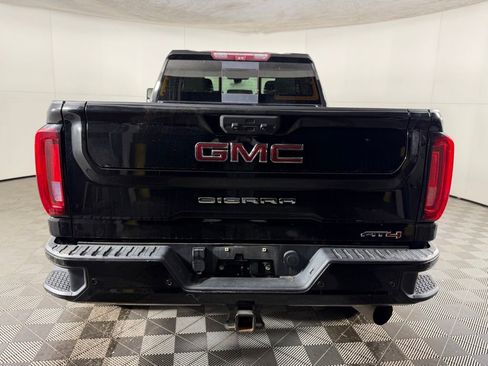 Used 2020 GMC Sierra 2500 AT4 w/ Technology Package image 10