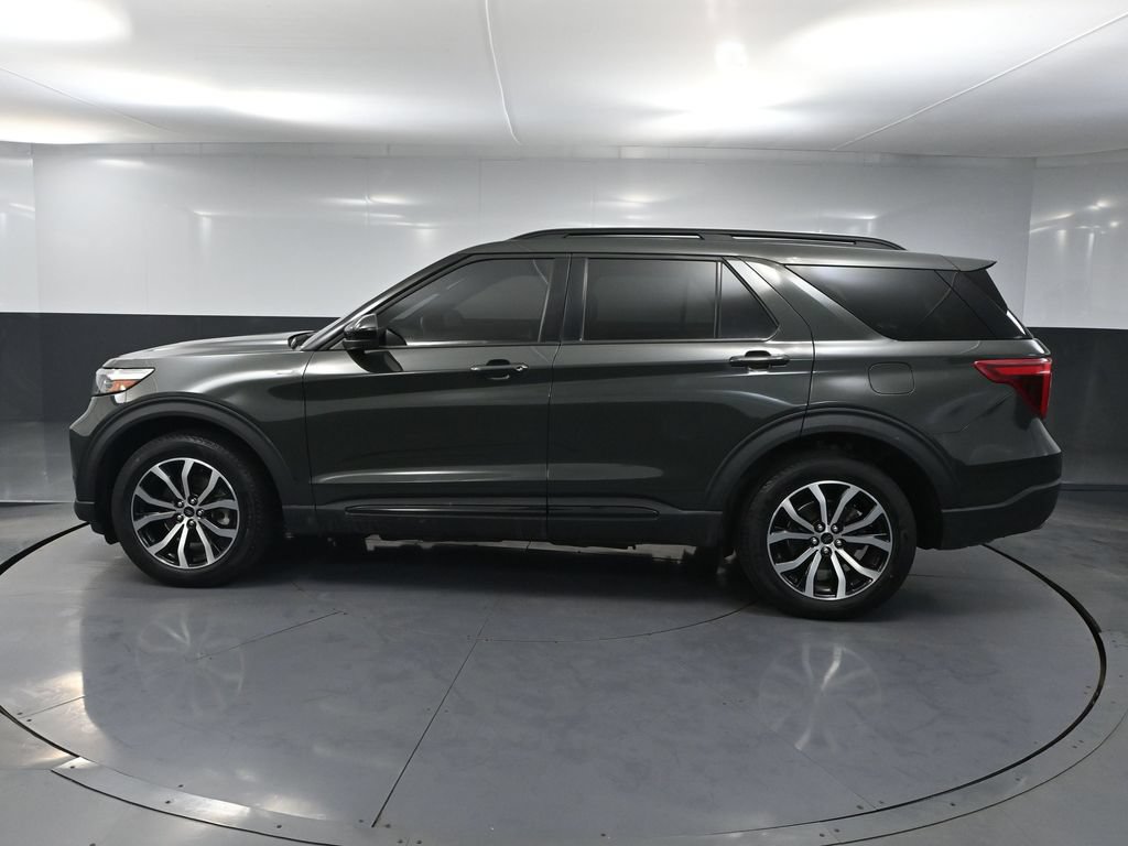 Used 2023 Ford Explorer ST-Line AWD/4WD image 7