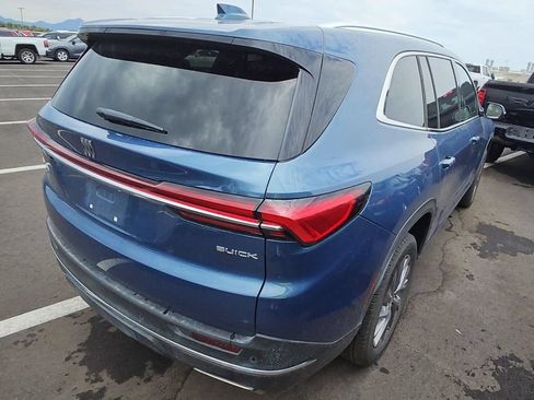 Used 2026 Buick Enclave Preferred FWD image 3