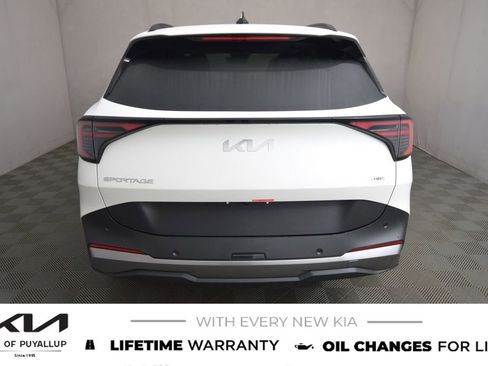 New 2026 Kia Sportage EX image 6