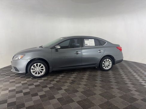 Used 2016 Nissan Sentra SV w/ Style Package image 3