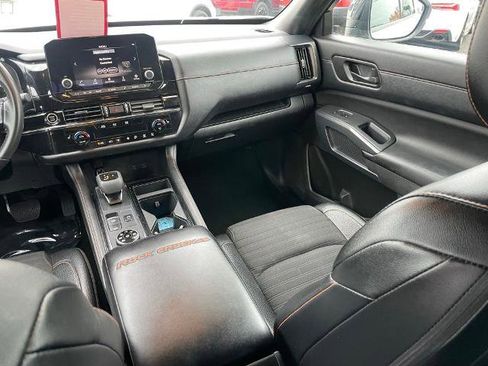 Certified 2023 Nissan Pathfinder Rock Creek image 14