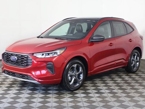 Used 2024 Ford Escape ST-Line FWD image 8