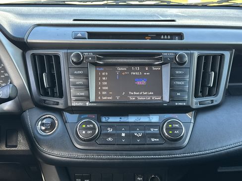 Used 2018 Toyota RAV4 XLE image 17