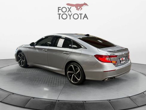 Used 2022 Honda Accord Sport image 4