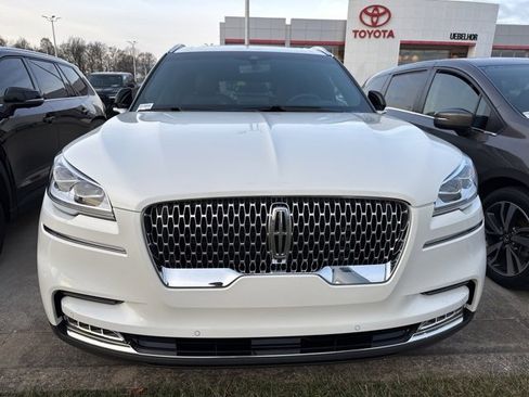 Used 2024 Lincoln Aviator Reserve w/ Equipment Group 201A image 15