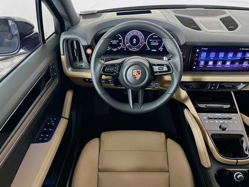 New 2026 Porsche Cayenne image 23