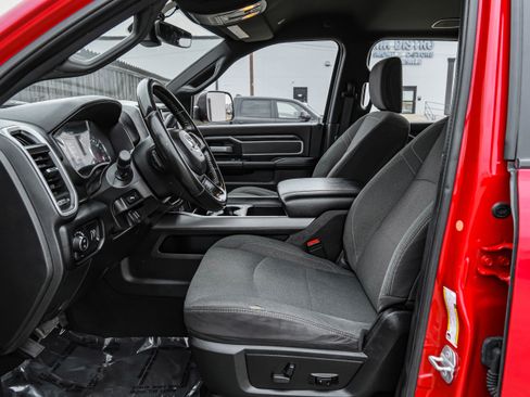 Used 2021 RAM 3500 Big Horn w/ Night Edition image 3