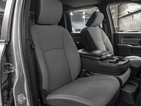 Used 2021 RAM 2500 Big Horn image 34